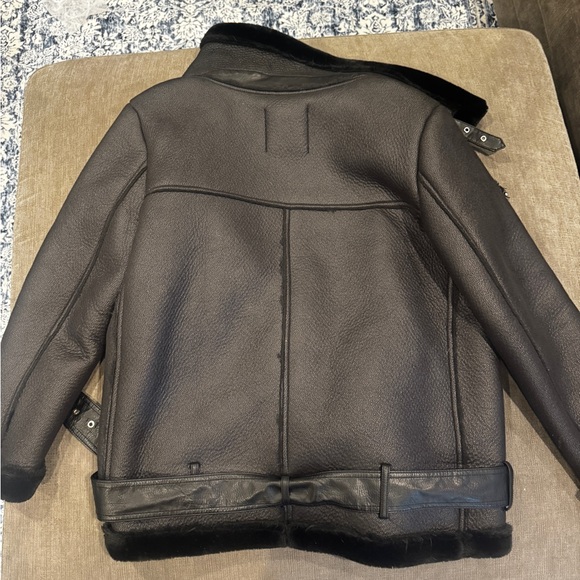 Women's Black Shearling Jacket - Picture 6 of 7